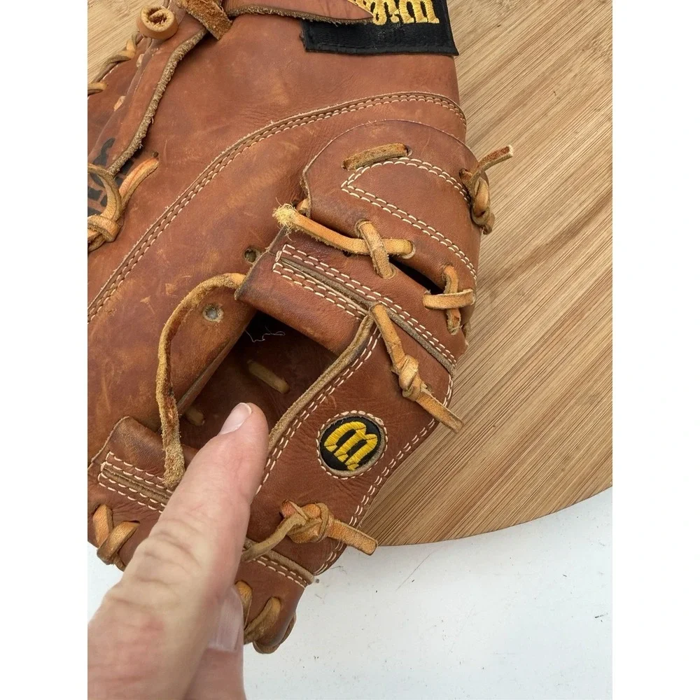 Vintage Wilson Streamlined Fingers Professional Model Snap‎ Action Catchers Mitt